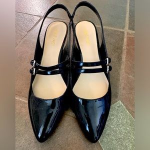 Nine West black patent sling back pumps